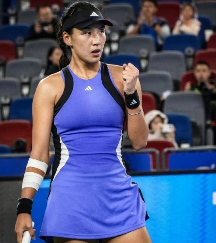 替补阵容的 替补阵容的